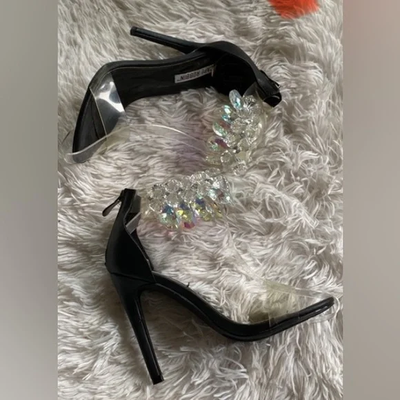 Suzzy Black jewel heels sandals, Size 5.5 - Picture 6 of 12